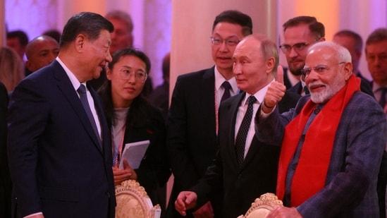 Modi’s Thumbs Up Signals Progress at BRICS Summit Dinner with Putin and Xi